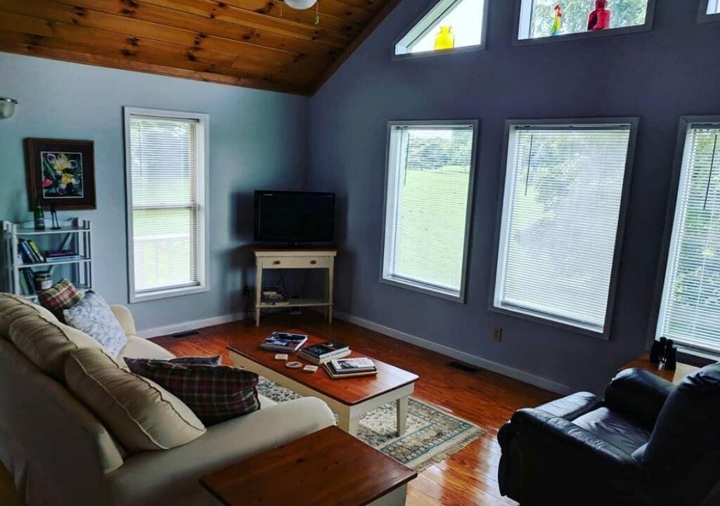Photo of Livingroom in Beattyville