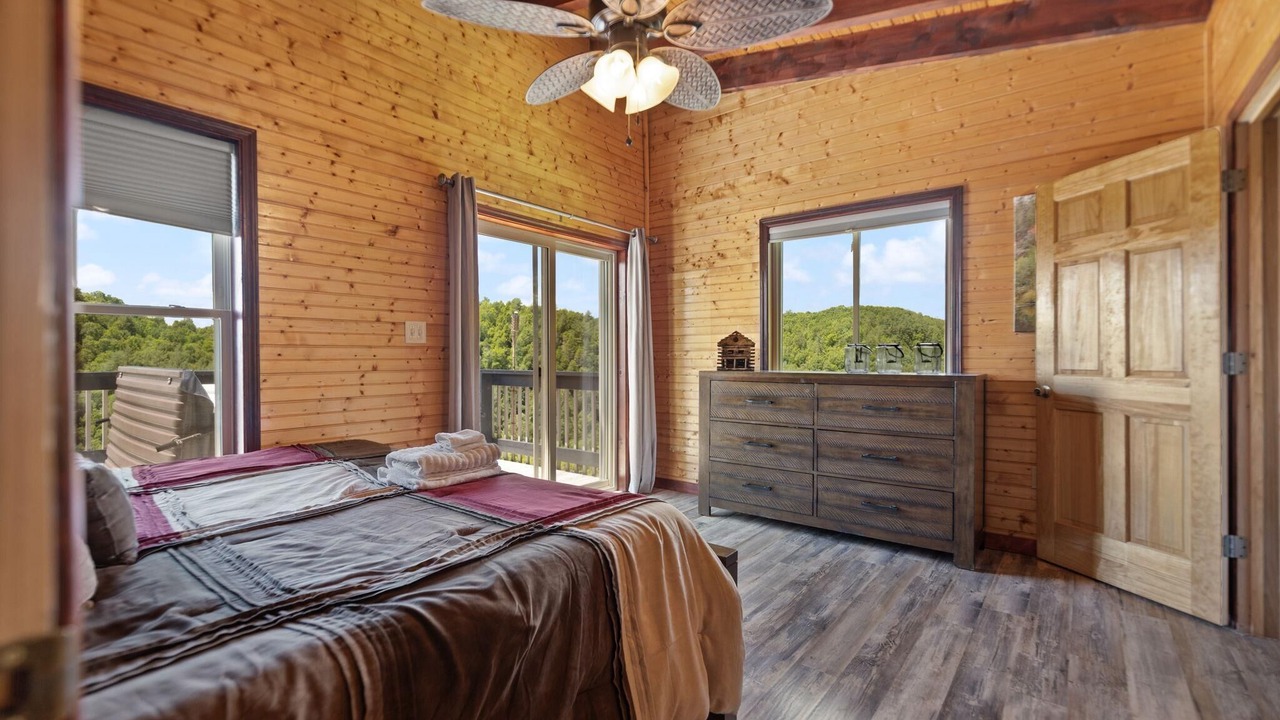Photo of Bedroom in Campton