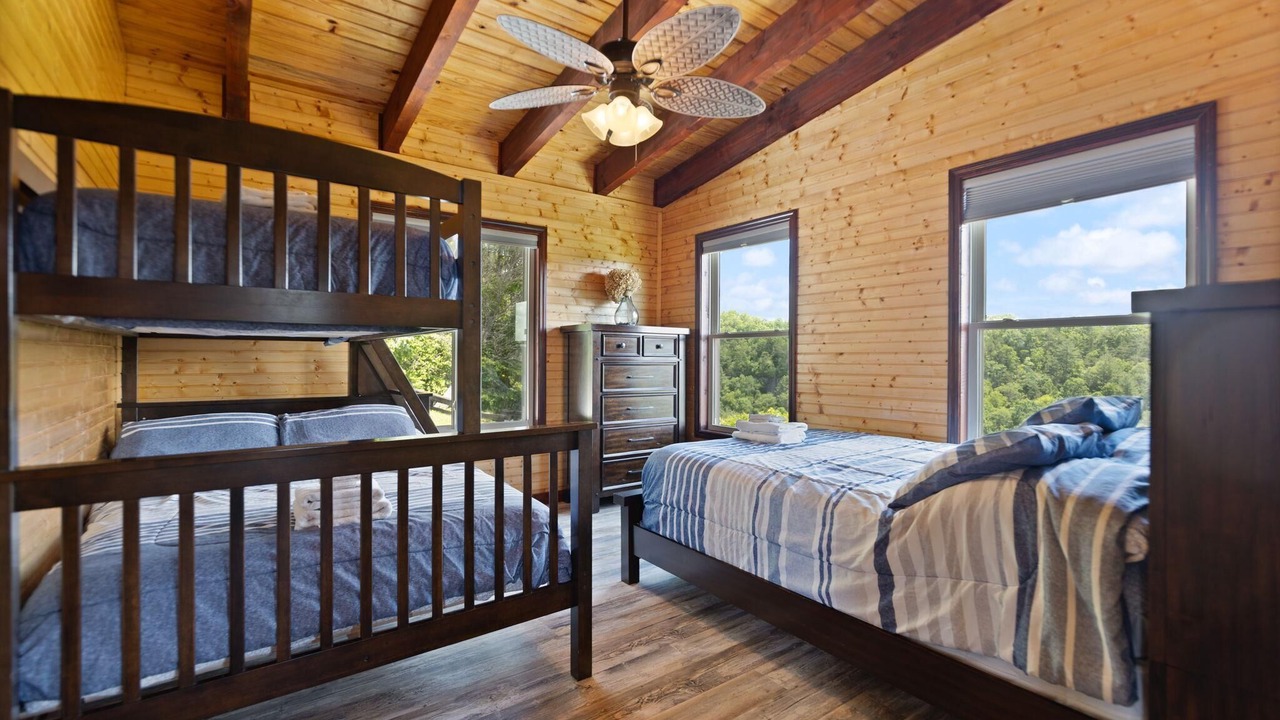 Photo of Bedroom in Campton