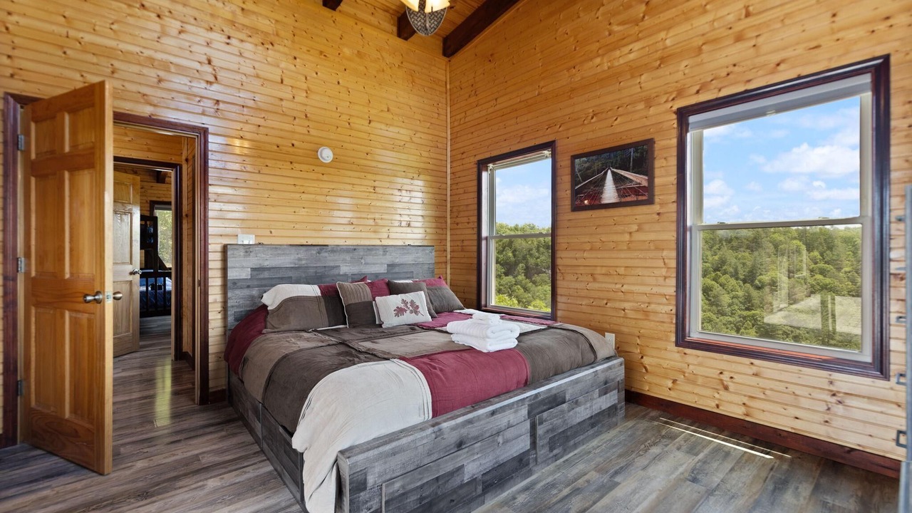 Photo of Bedroom in Campton