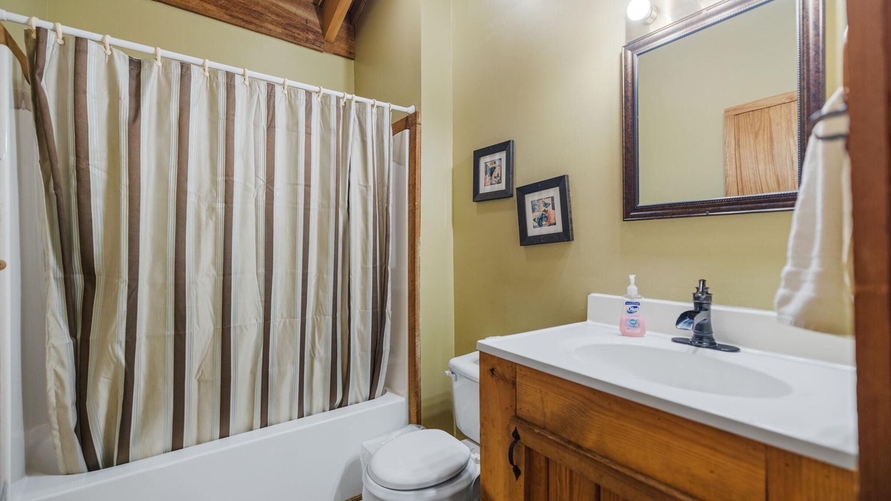Photo of Bathroom in Slade
