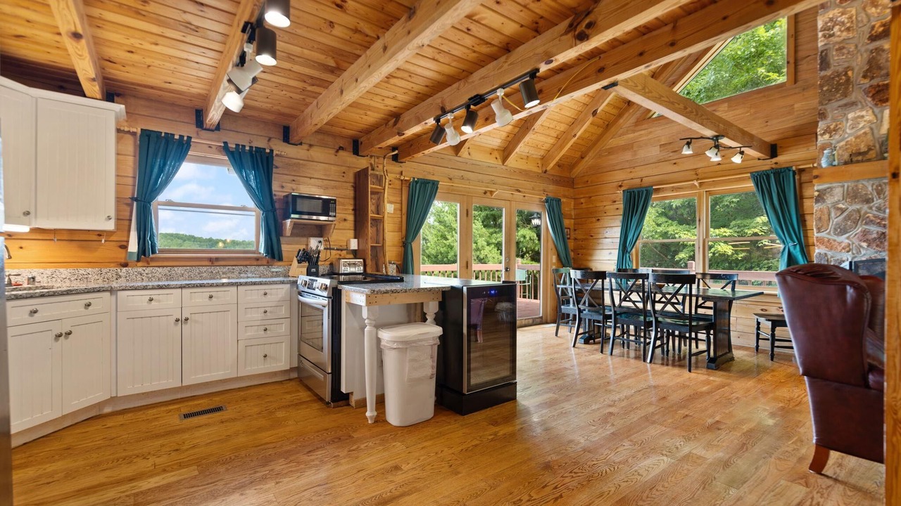 Photo of Kitchen in Zoe