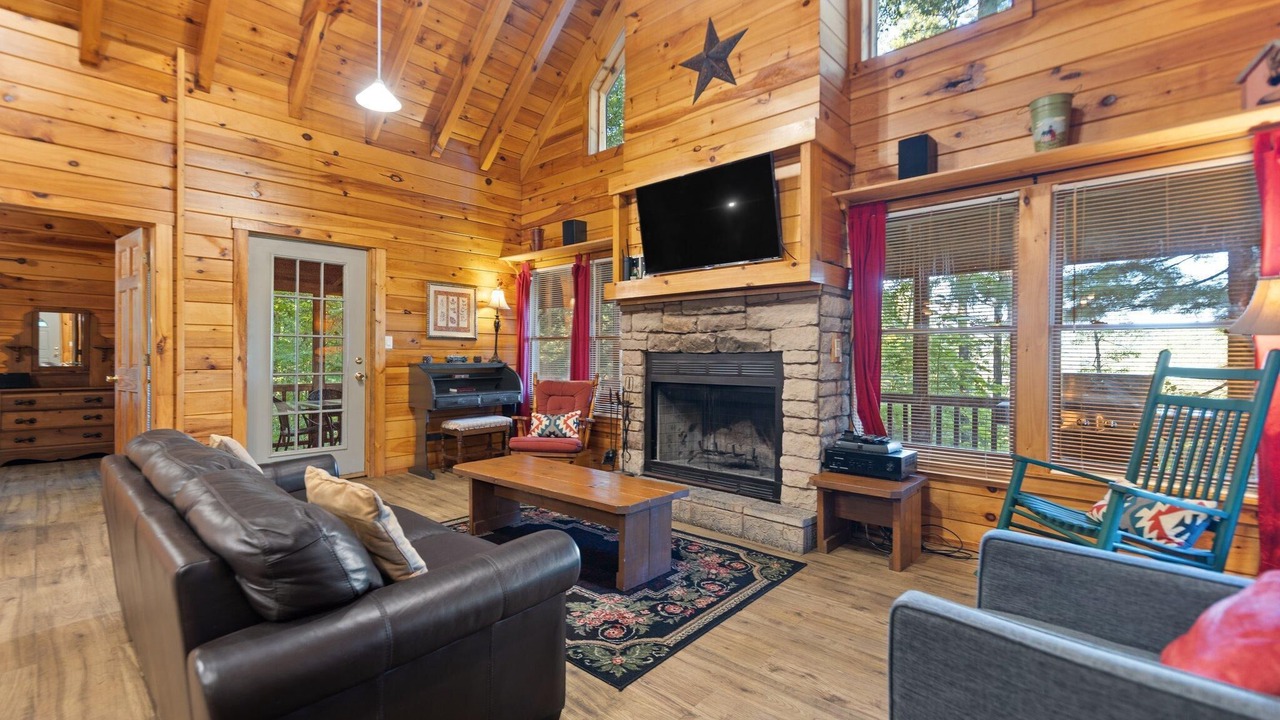 Photo of Livingroom in Rogers