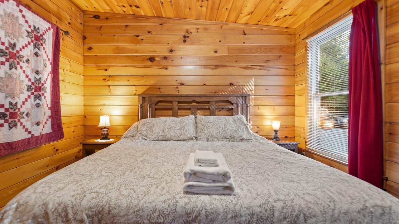 Photo of Bedroom in Rogers