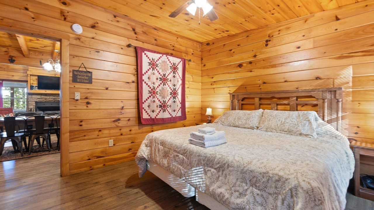 Photo of Bedroom in Rogers
