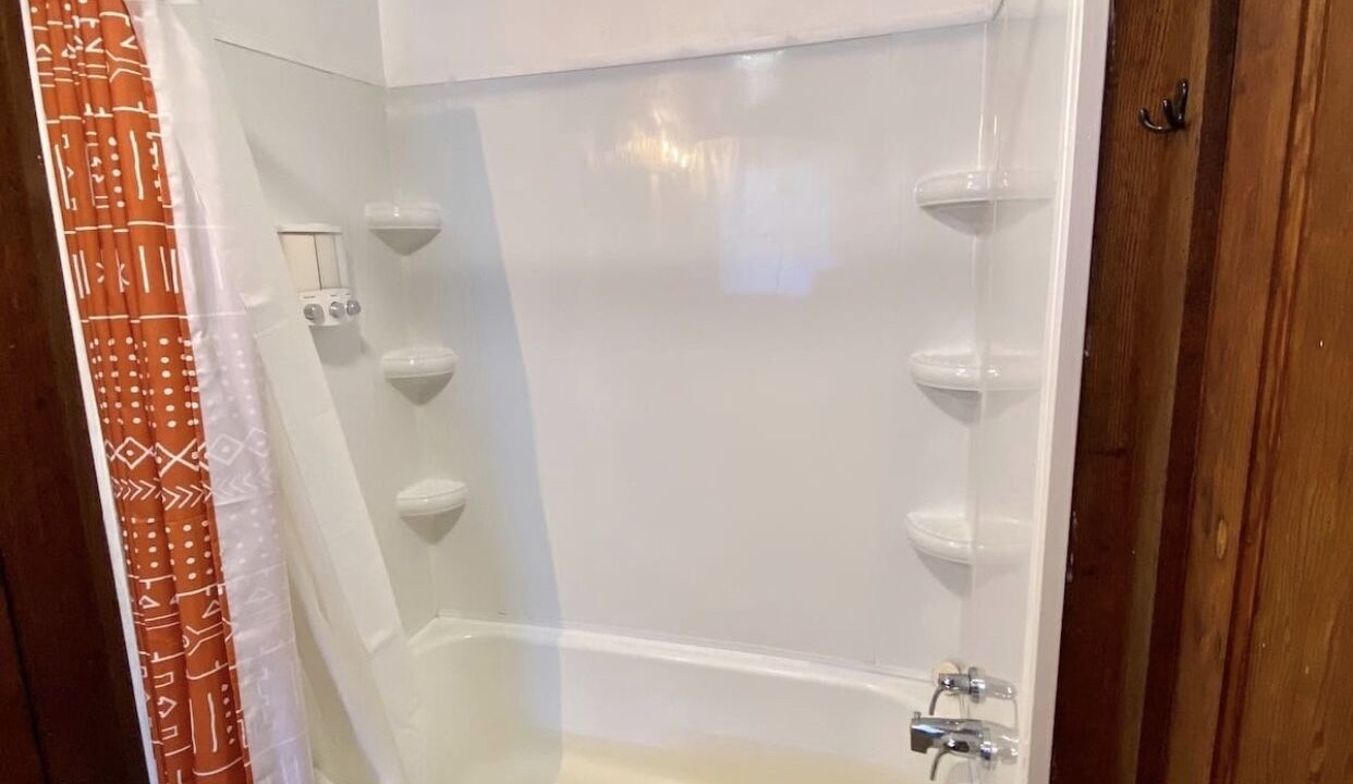 Photo of Bathroom in Hendersonville