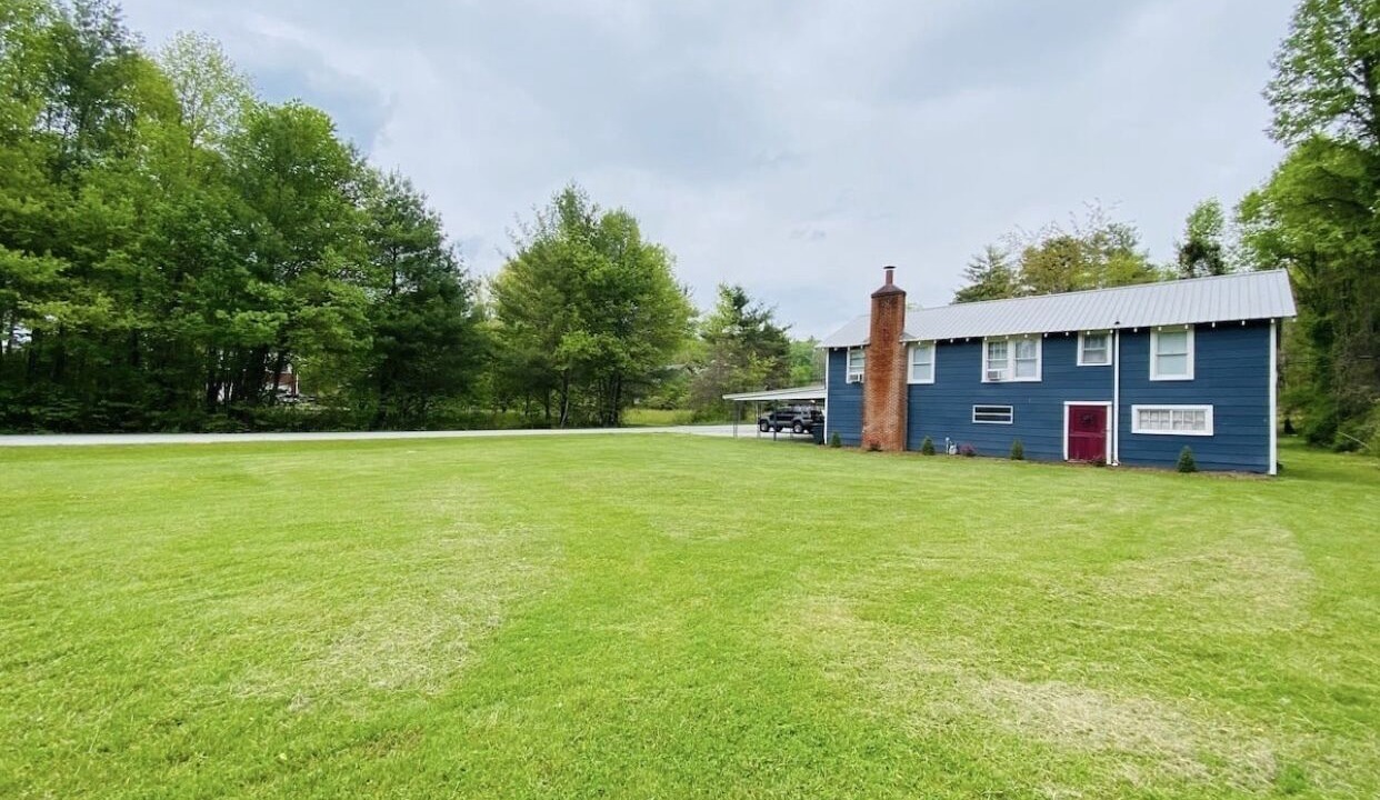 Photo of Outdoor in Hendersonville