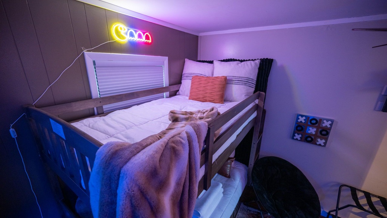 Photo of Bedroom in Newland