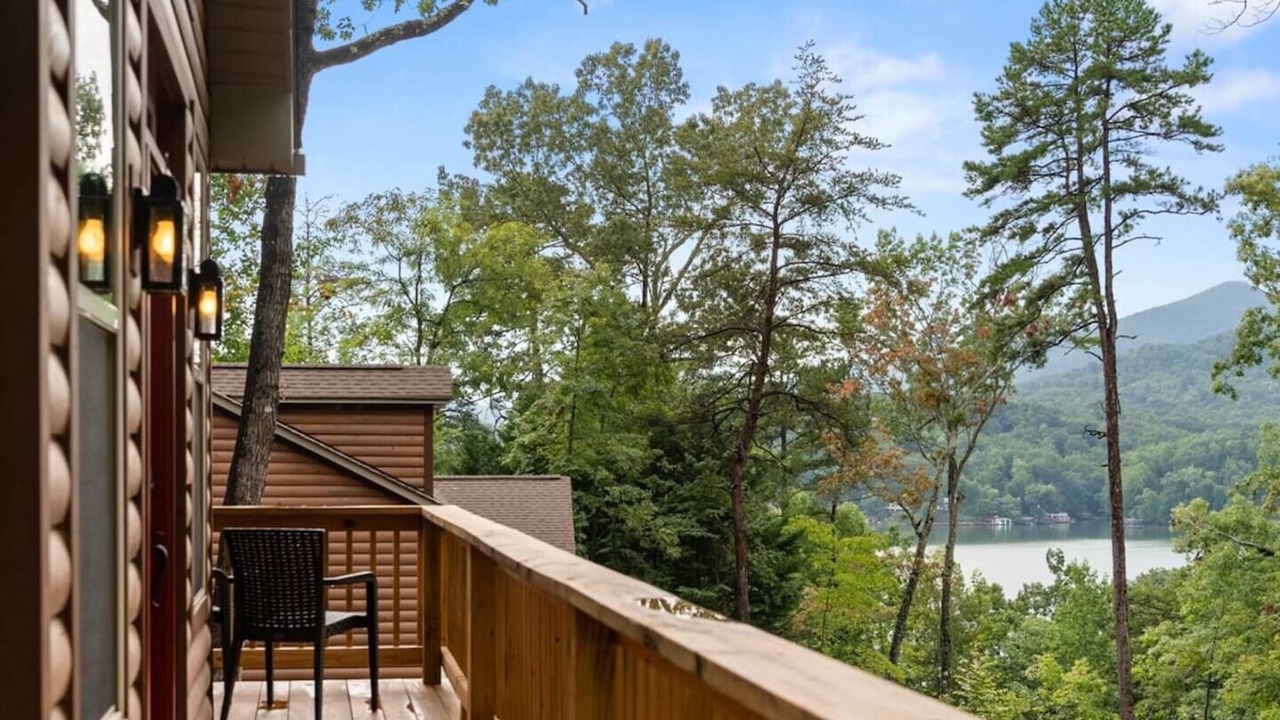 Photo of Outdoor in Lake Lure