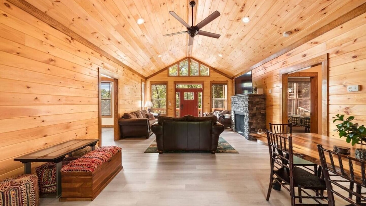 Photo of Bedroom in Lake Lure