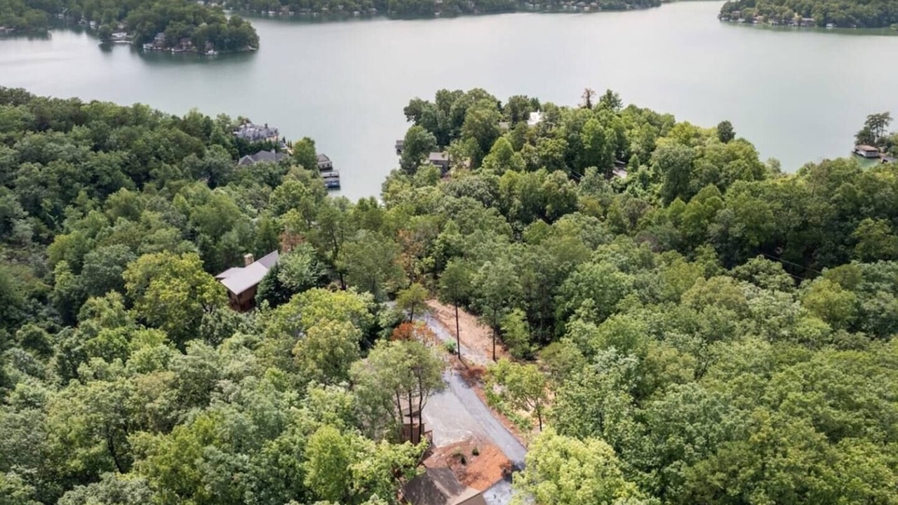 Photo of Outdoor in Lake Lure