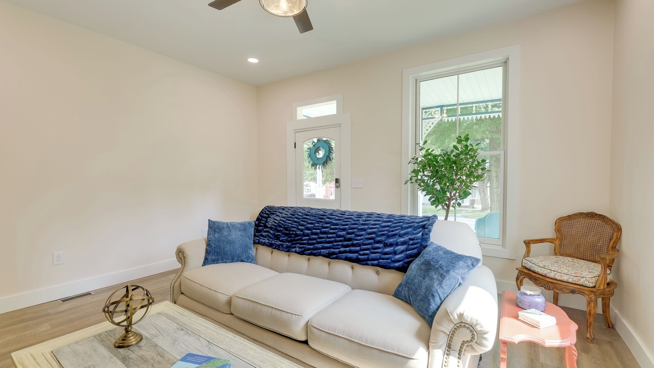 Photo of Livingroom in Madison