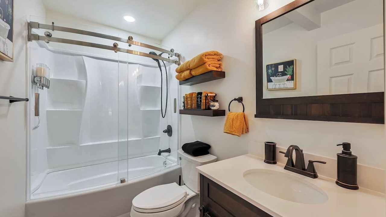 Photo of Bathroom in Woodfin