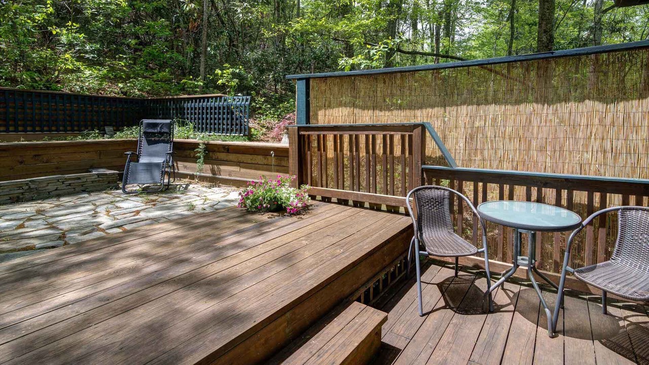 Photo of Outdoor in Black Mountain
