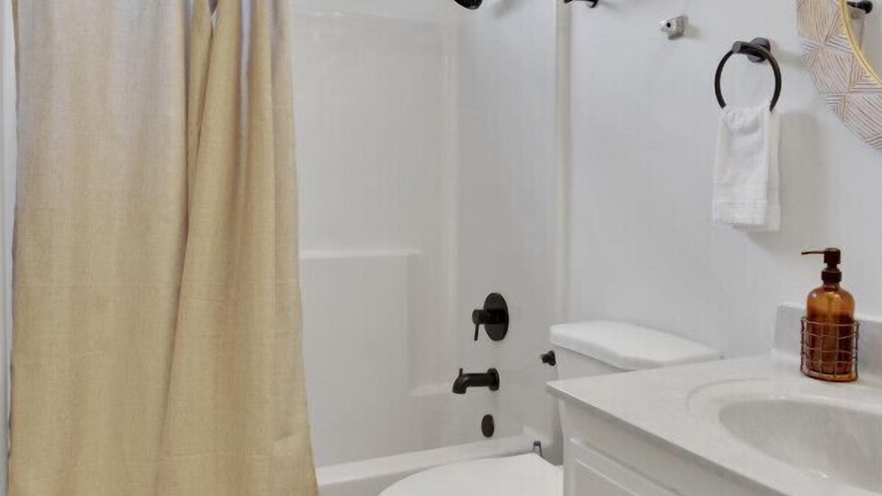 Photo of Bathroom in Swannanoa