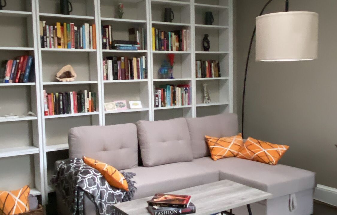 Photo of Livingroom in Adams Morgan