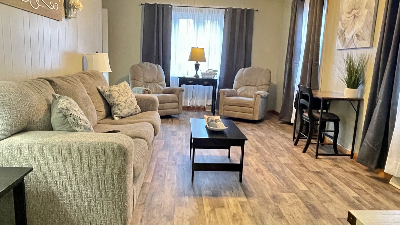 Photo of Livingroom in Mount Carbon