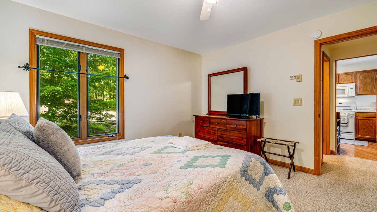 Photo of Bedroom in Beech Mountain
