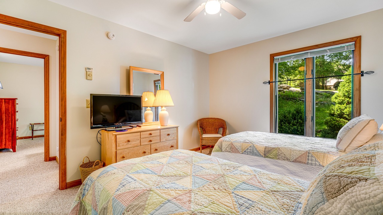 Photo of Bedroom in Beech Mountain