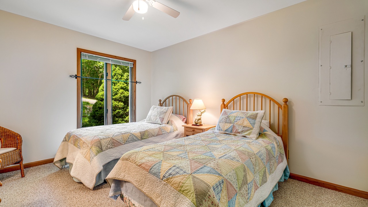 Photo of Bedroom in Beech Mountain