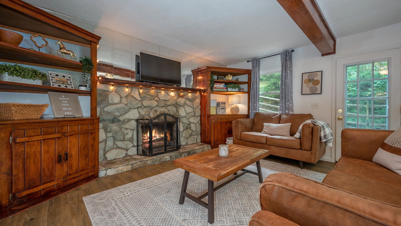 Photo of Livingroom in Mill Spring