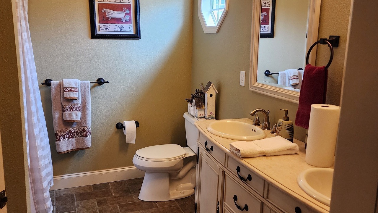 Photo of Bathroom in Knoxville