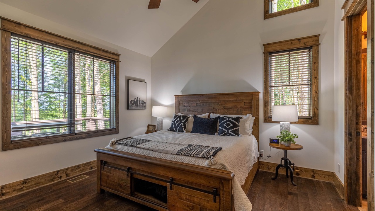 Photo of Bedroom in Elk Park