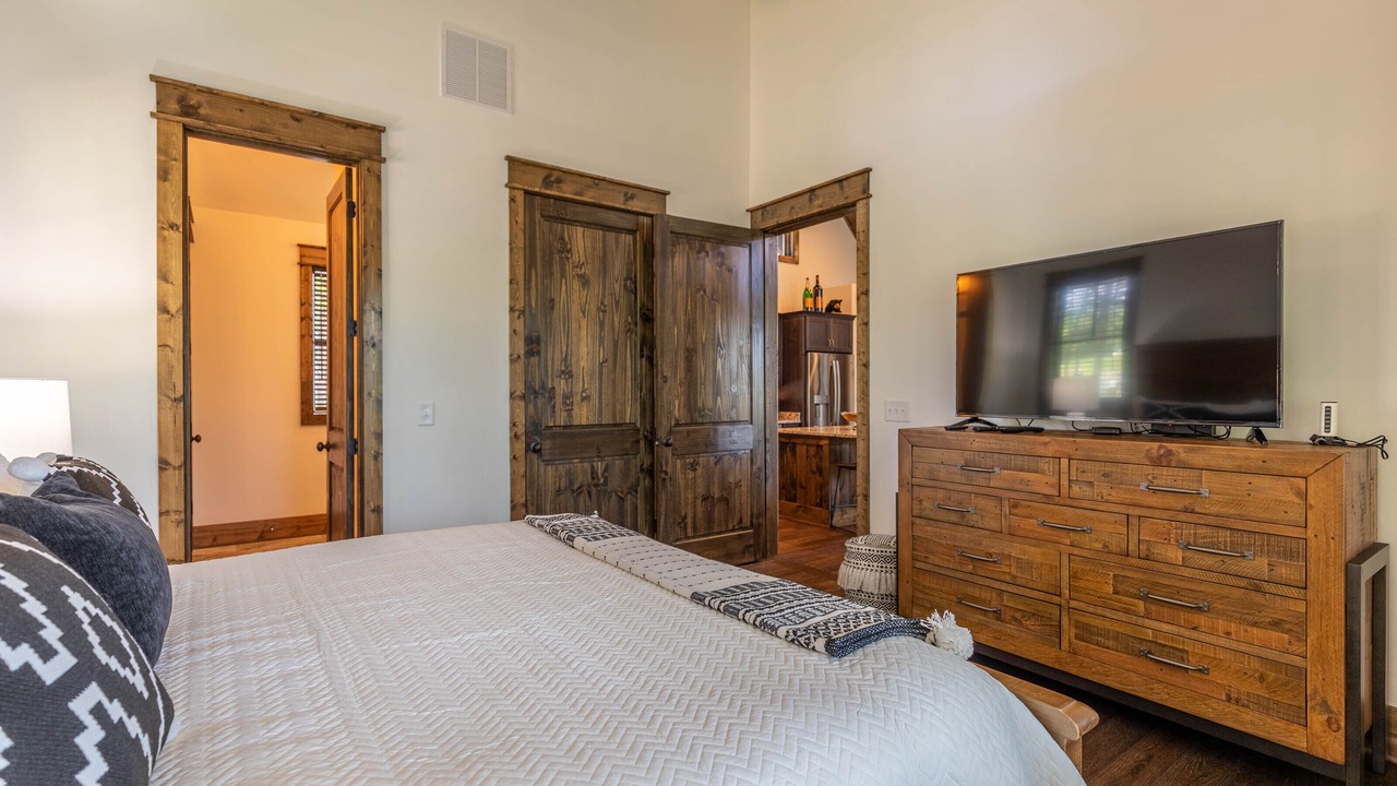 Photo of Bedroom in Elk Park