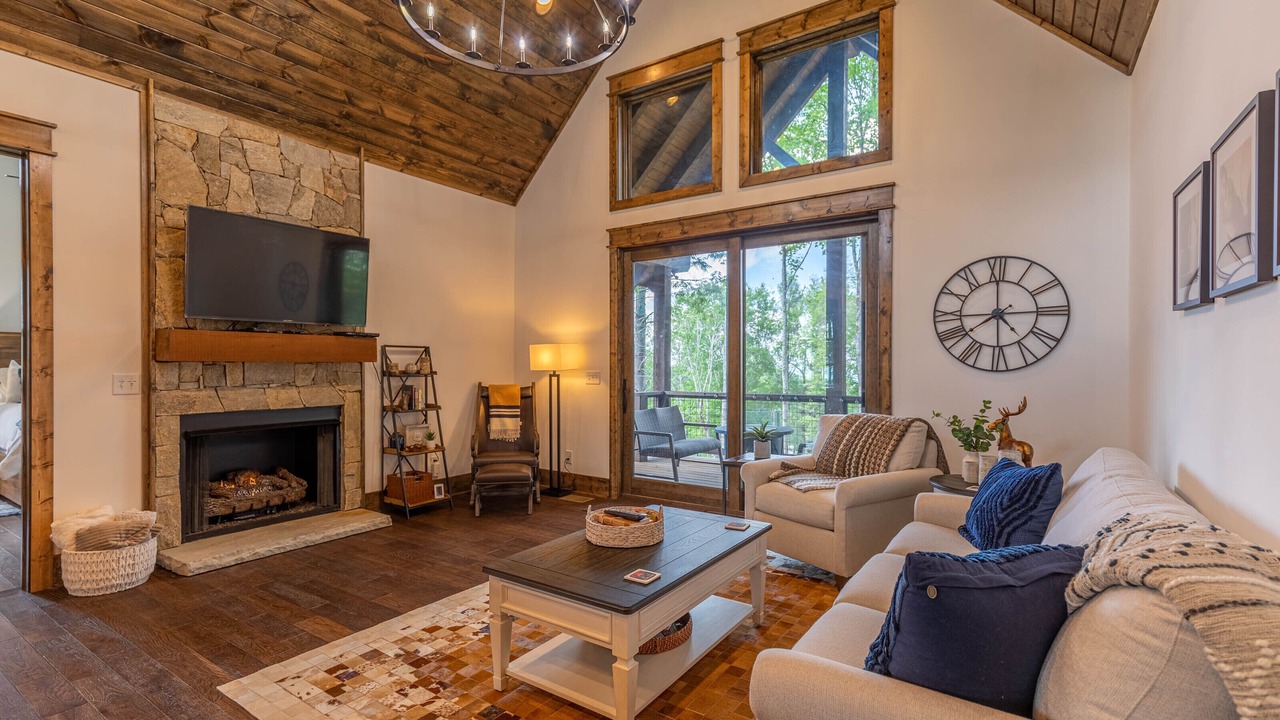 Photo of Livingroom in Elk Park