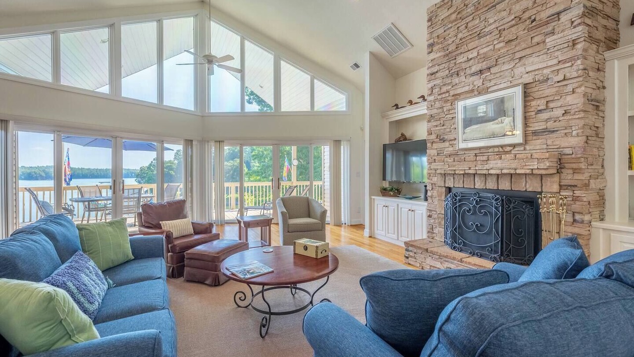 Photo of Livingroom in Nebo