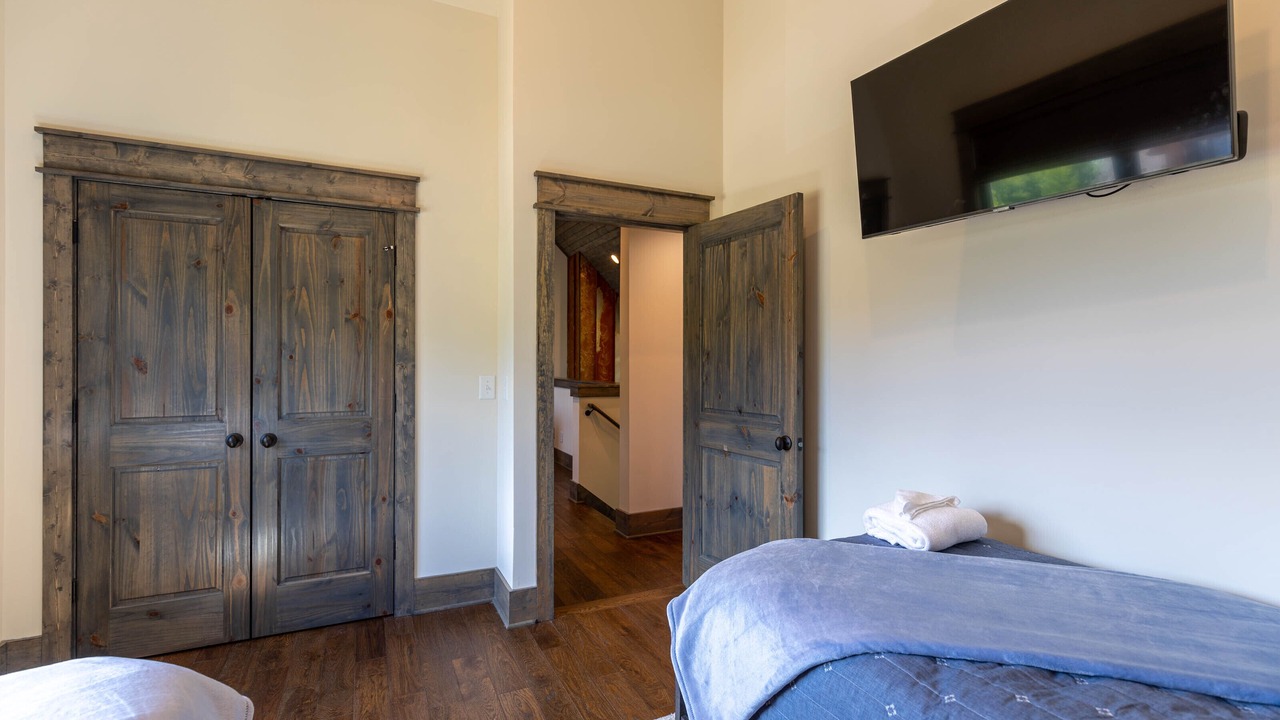 Photo of Bedroom in Banner Elk