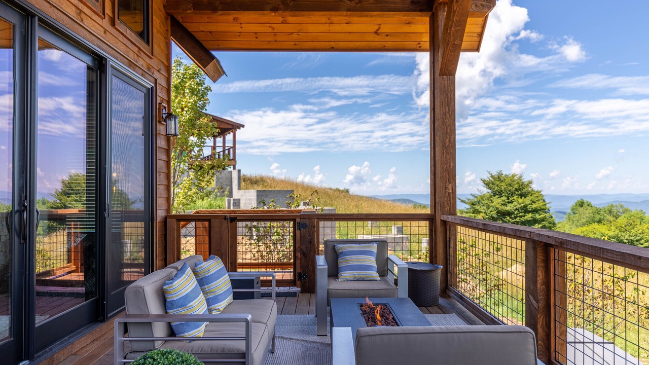 Photo of Patio Balcony in Banner Elk