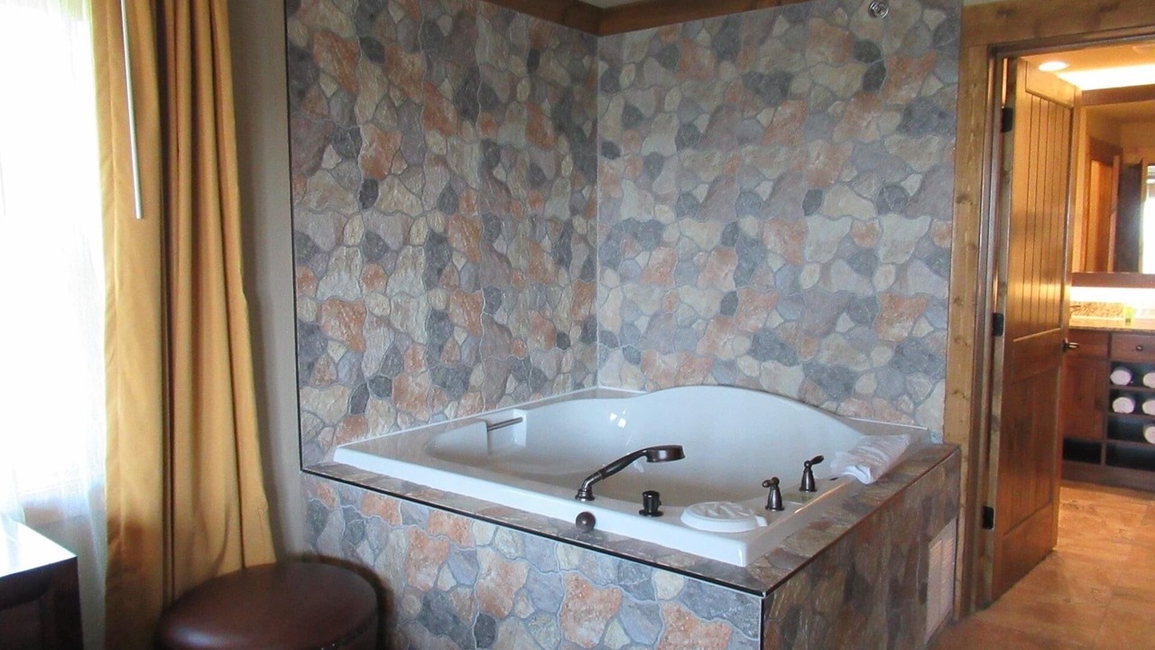 Photo of Bathroom in Gatlinburg