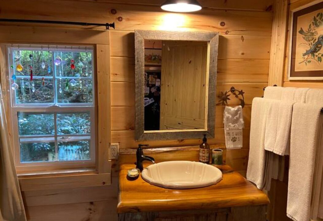 Photo of Bathroom in Flag Pond