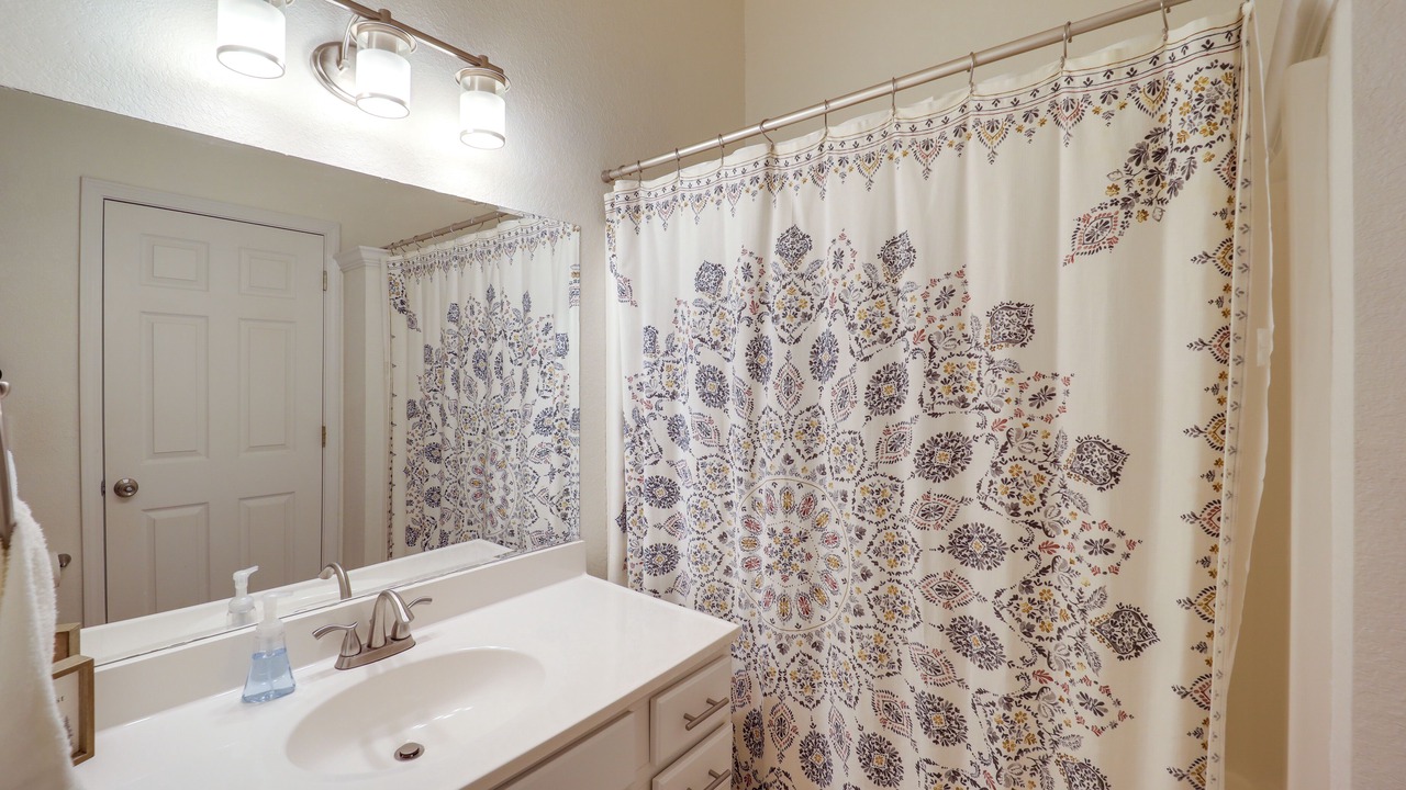 Photo of Bathroom in Newland