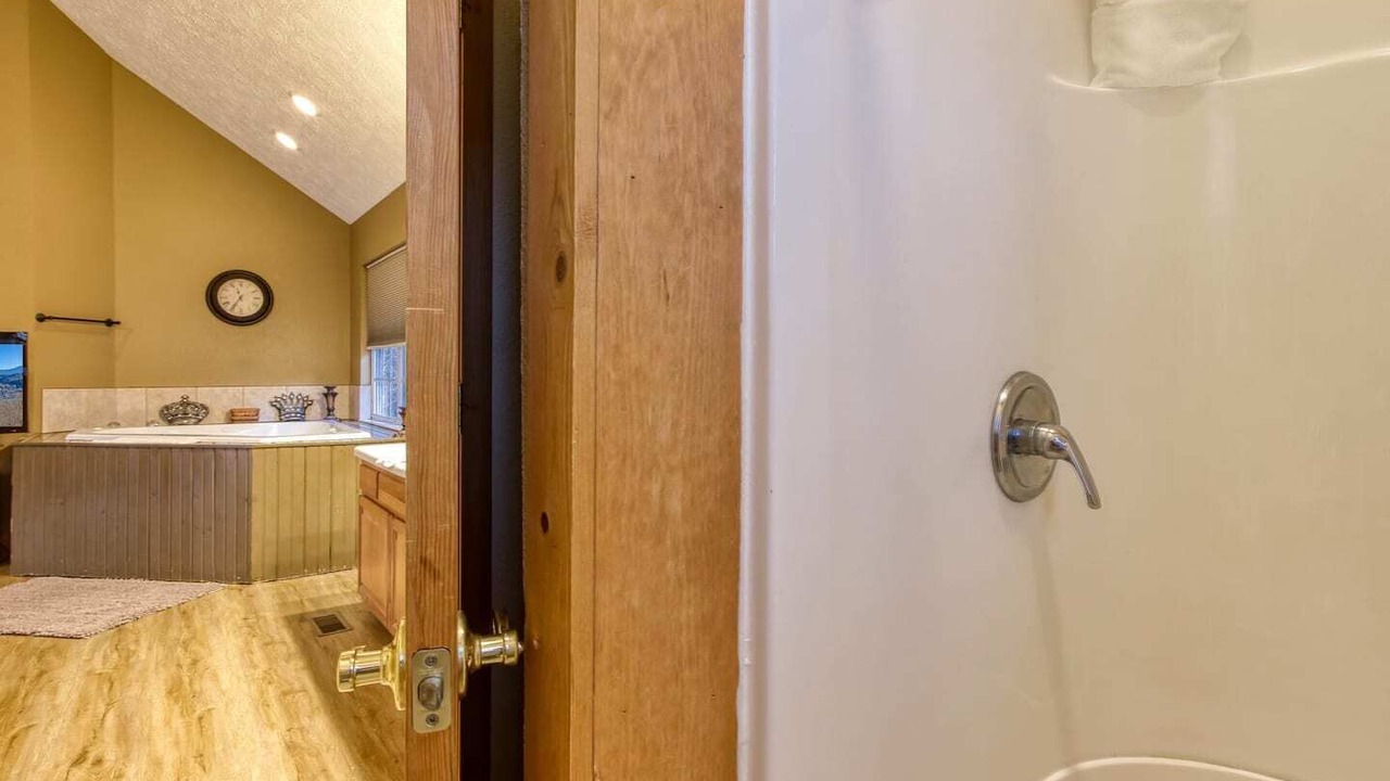 Photo of Bathroom in Chalet Village North