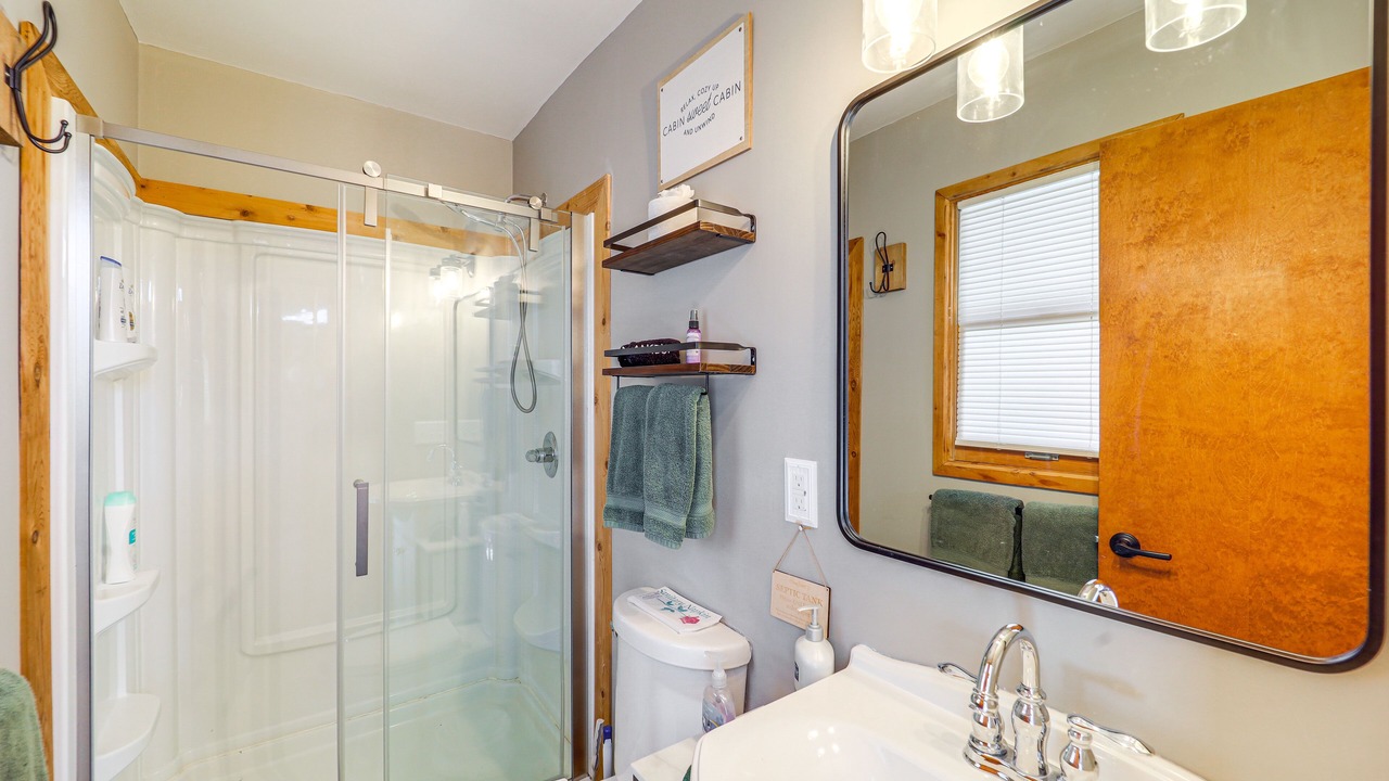 Photo of Bathroom in Newland