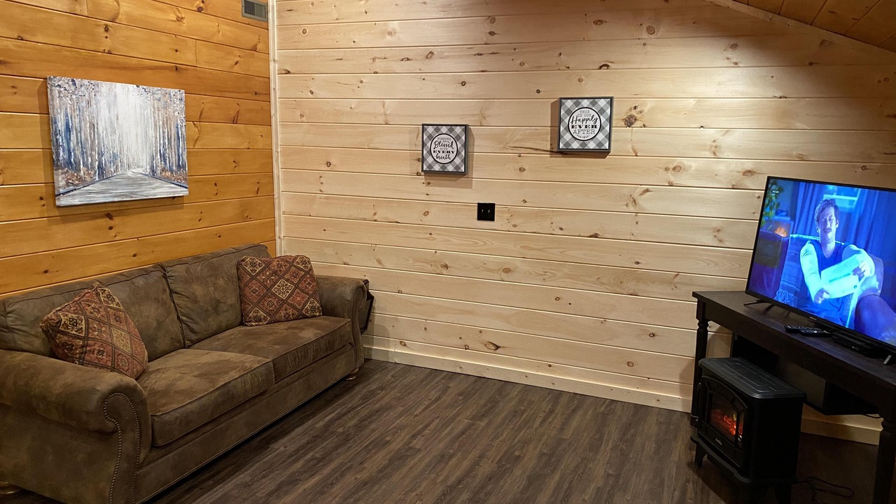 Photo of Livingroom in Canton