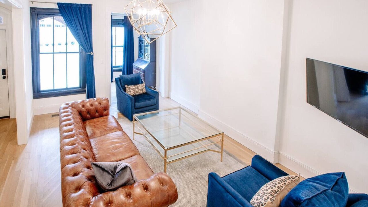 Photo of Livingroom in Downtown Knoxville