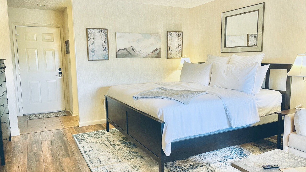 Photo of Bedroom in Lake Lure