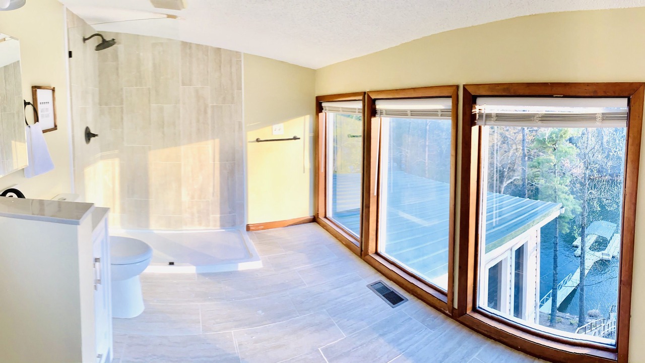 Photo of Bathroom in Butler