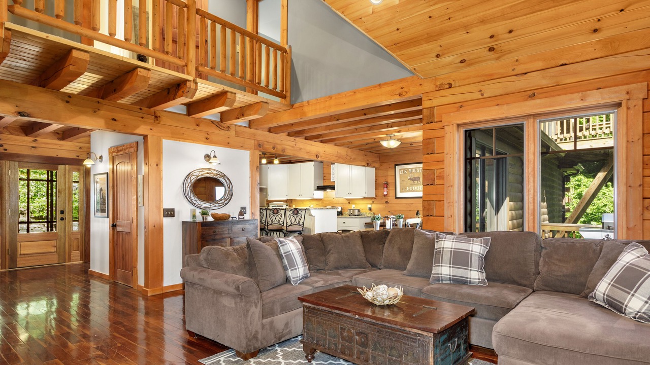 Photo of Livingroom in Asheville