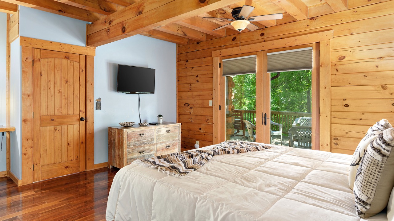 Photo of Bedroom in Asheville