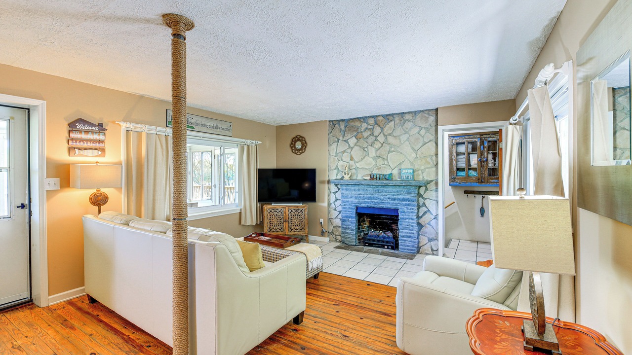 Photo of Bedroom in Lynn Garden