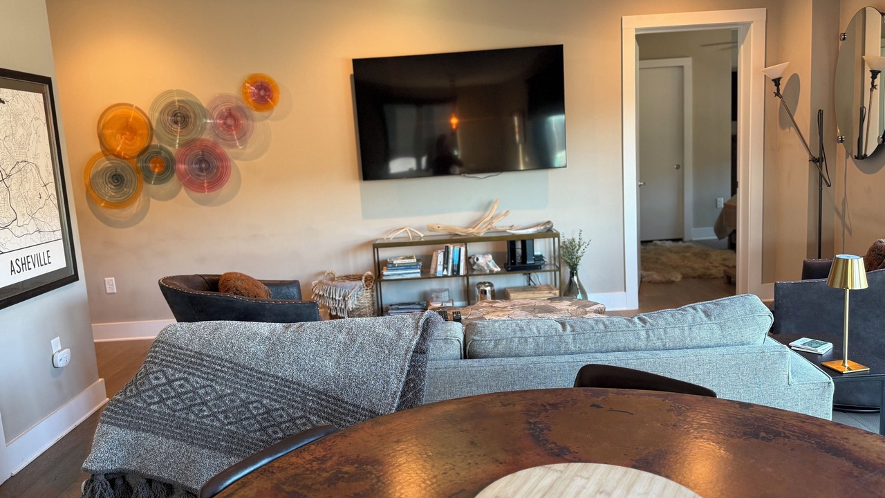 Photo of Livingroom in Downtown Asheville