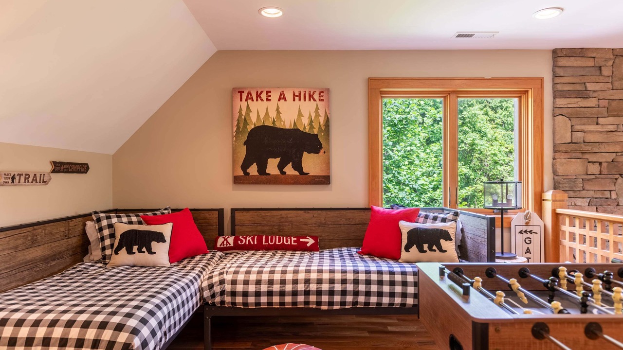 Photo of Bedroom in Elk Park