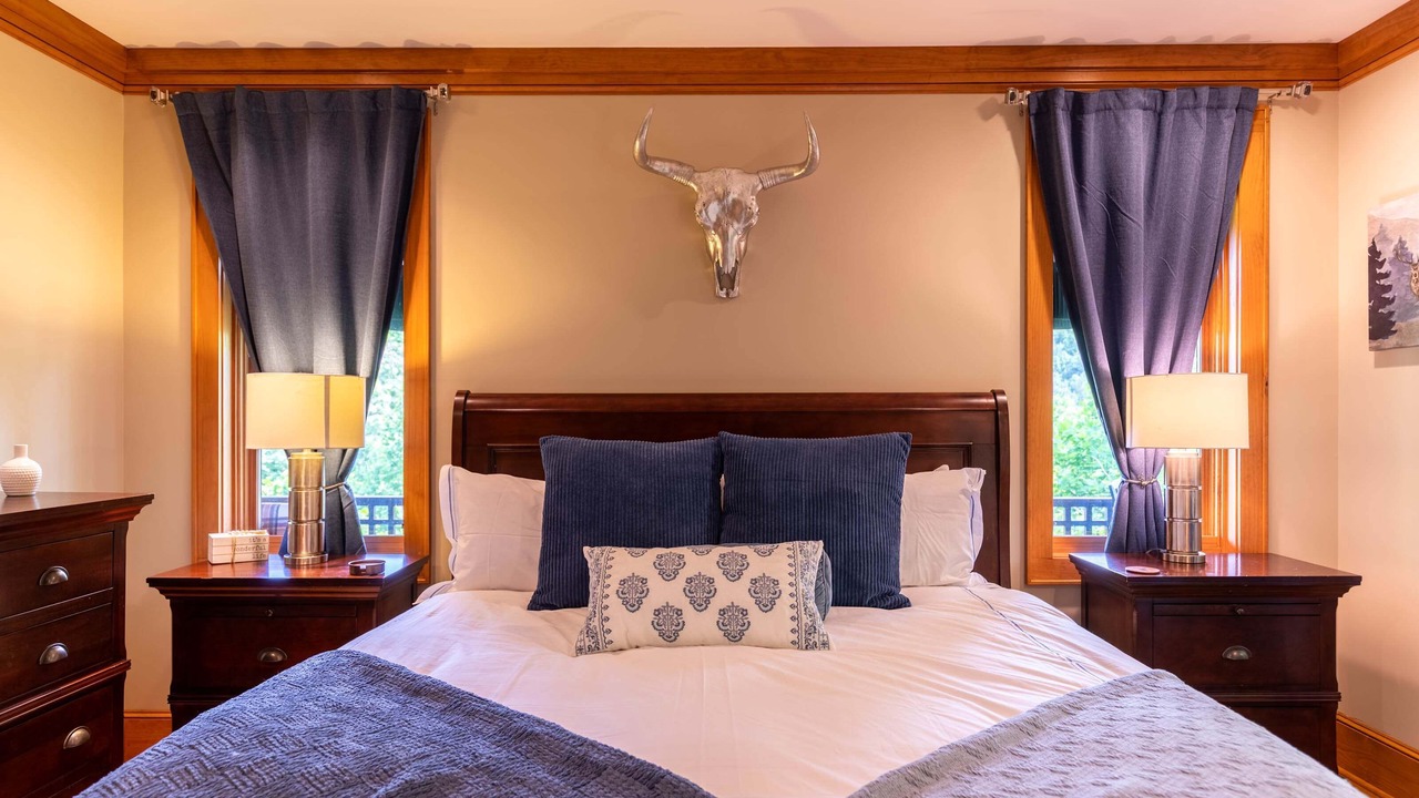 Photo of Bedroom in Elk Park