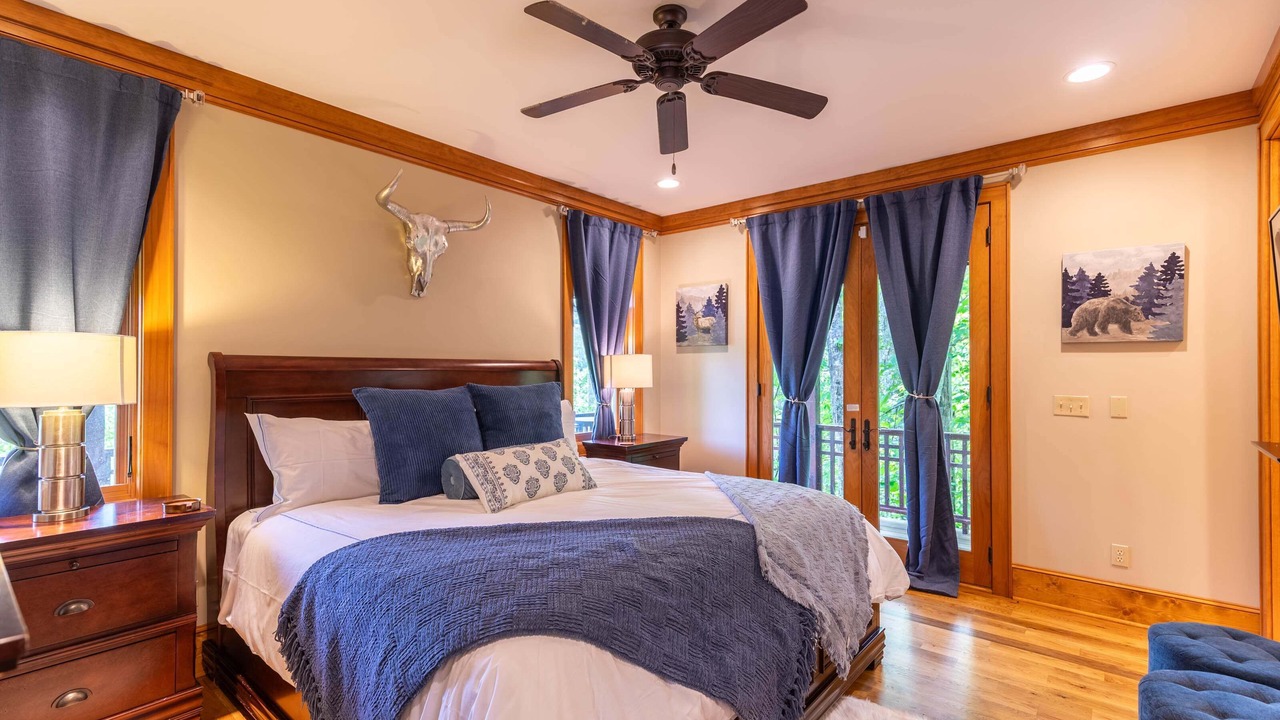 Photo of Bedroom in Elk Park