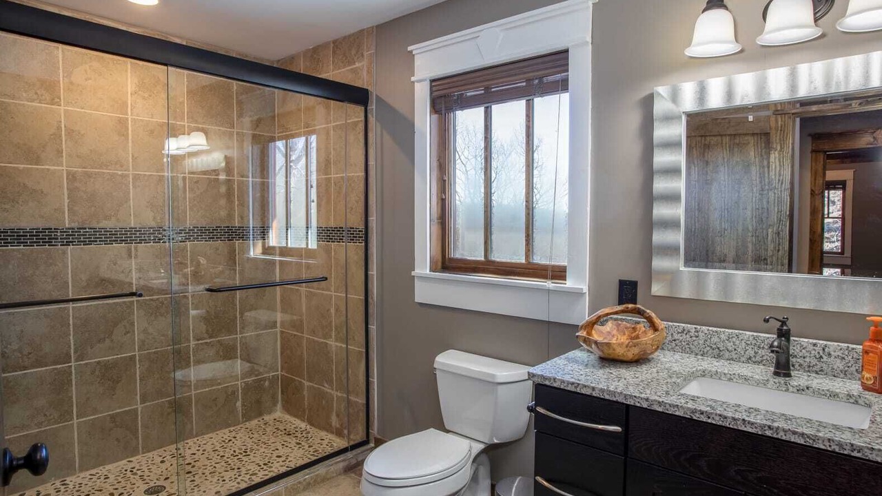 Photo of Bathroom in Blowing Rock