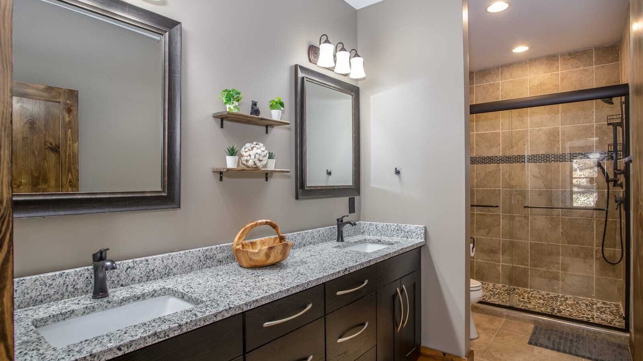 Photo of Bathroom in Blowing Rock